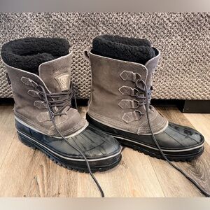 Skechers Thinsulate Waterproof Gray and Black Men's Boots